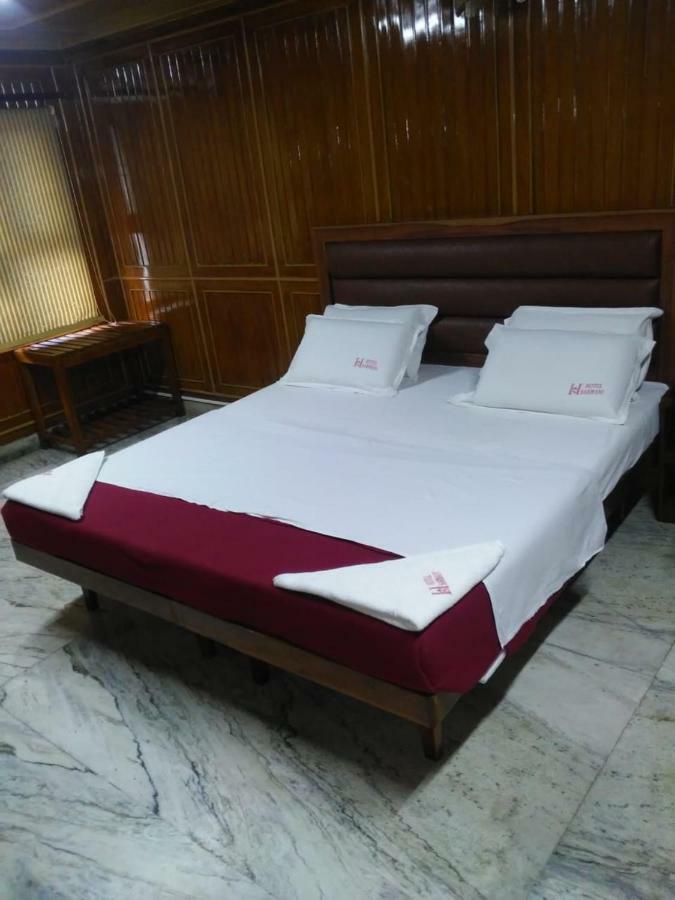 Sarmani Hotels Pvt. Ltd Chennai Exterior photo